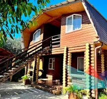 Гостевой дом 'Камелия' в Пицунде