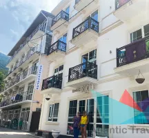 Отель 'Рич' в Гаграх